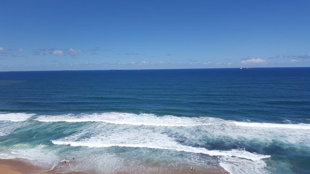 1002 Bermudas - By Stay In Umhlanga Дурбан Экстерьер фото